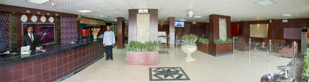 Al Farhan Hotel Suites Al Siteen Al Al Jubail Exterior foto